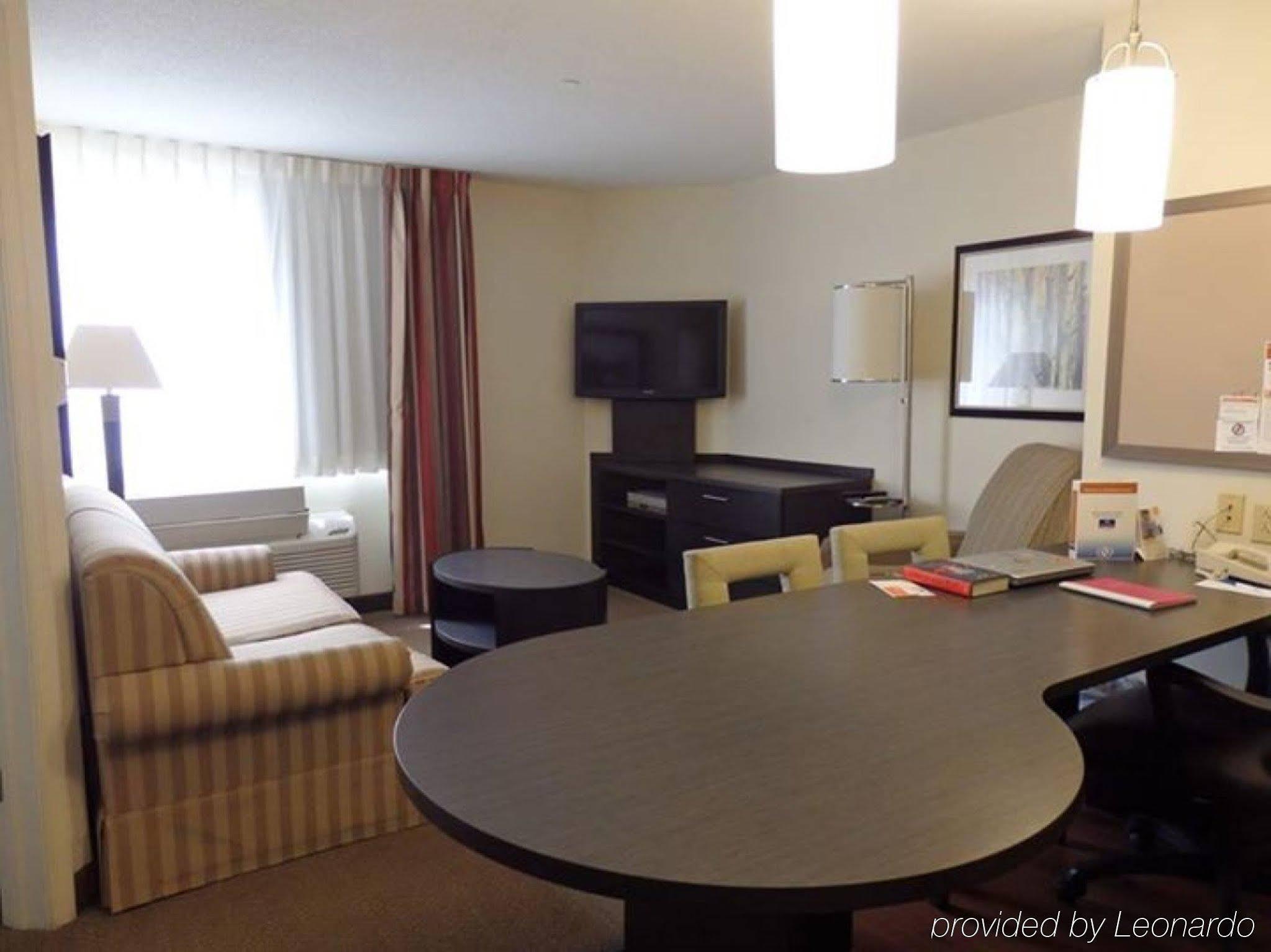Sonesta Simply Suites Pittsburgh Airport Imperial Bagian luar foto