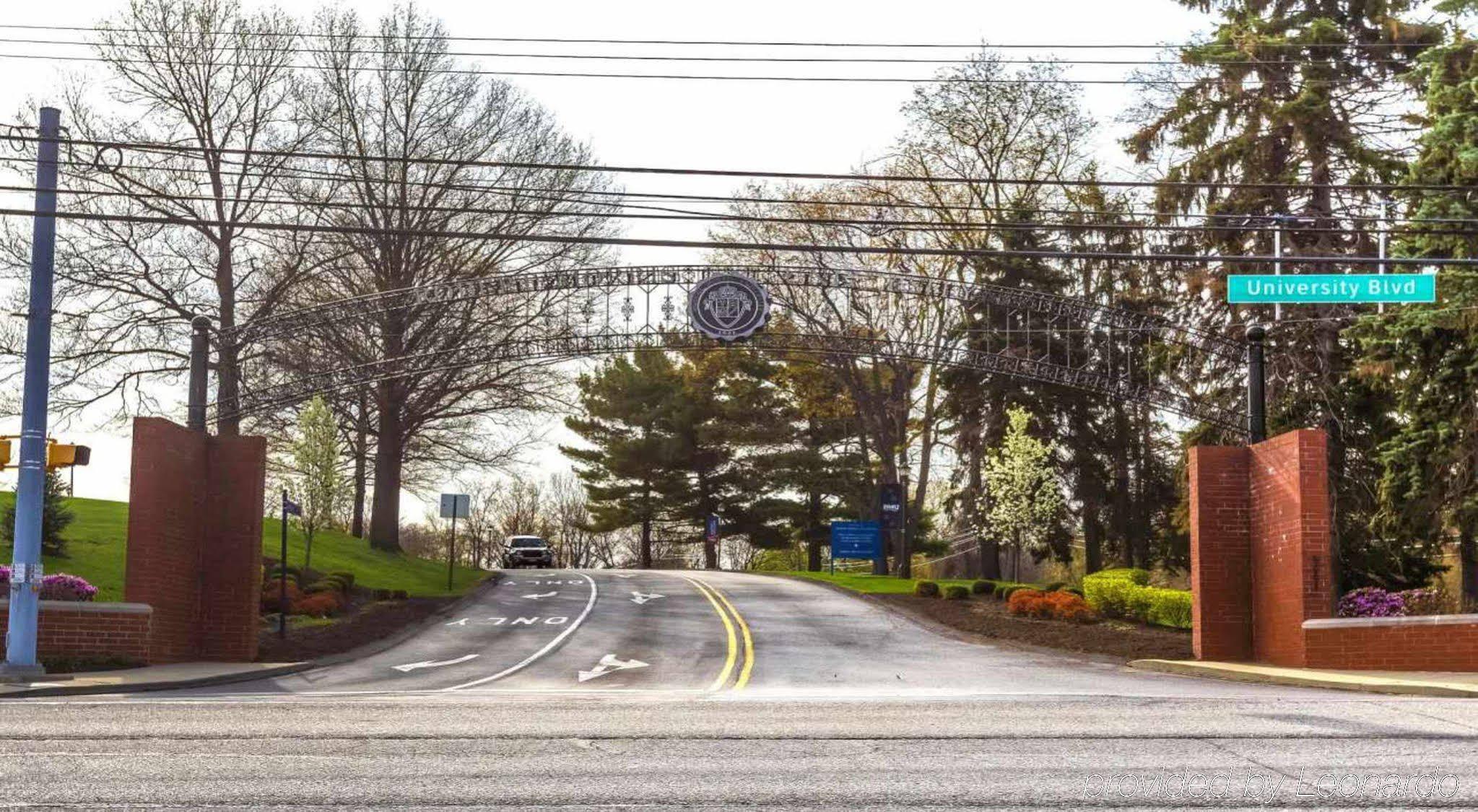 Sonesta Simply Suites Pittsburgh Airport Imperial Bagian luar foto